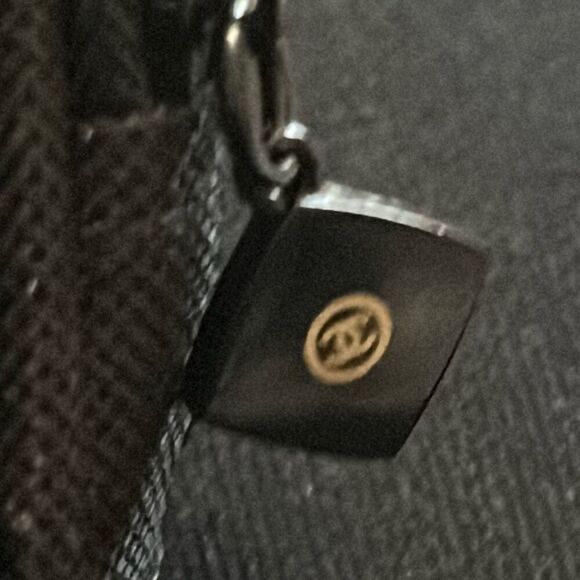 Chanel Beauty Women's Zip Around Crescent Cosmetic Bag Black Mesh Travel Pouch - Picture 8 of 12